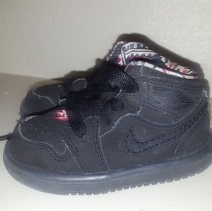 Baby nikes